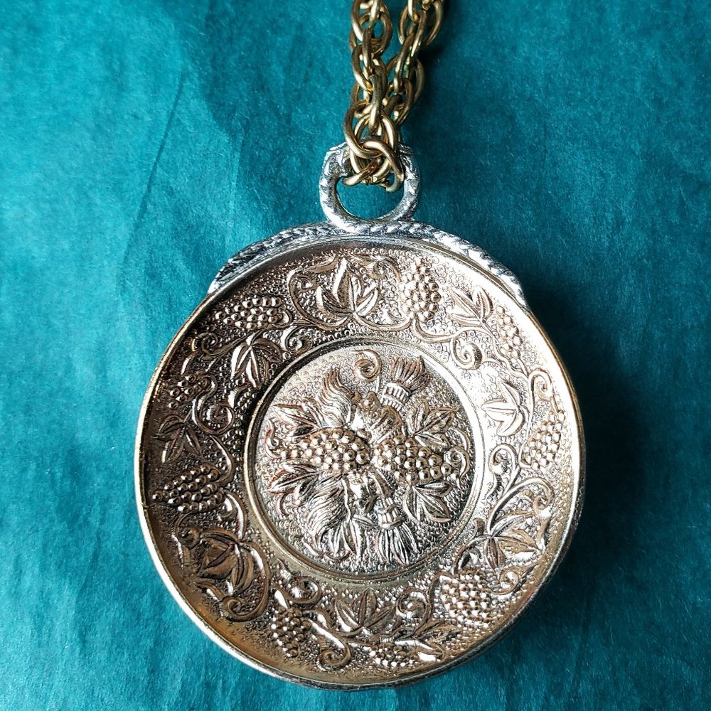 2/35$ Vintage made in japan wine tasting cup tastevin pendant necklace